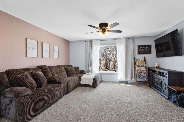 5980 N Lilly Lane, Milton, WI 53563