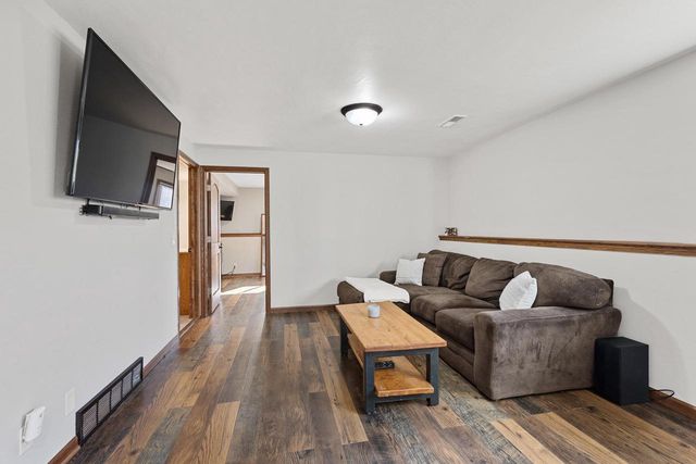 5980 N Lilly Lane, Milton, WI 53563