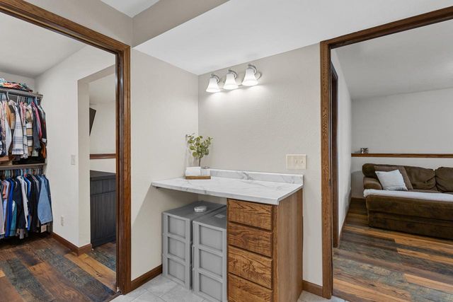 5980 N Lilly Lane, Milton, WI 53563