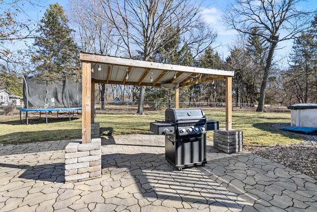 5980 N Lilly Lane, Milton, WI 53563