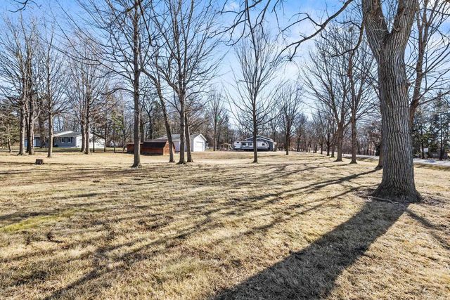 5980 N Lilly Lane, Milton, WI 53563