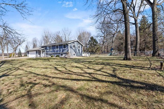 5980 N Lilly Lane, Milton, WI 53563