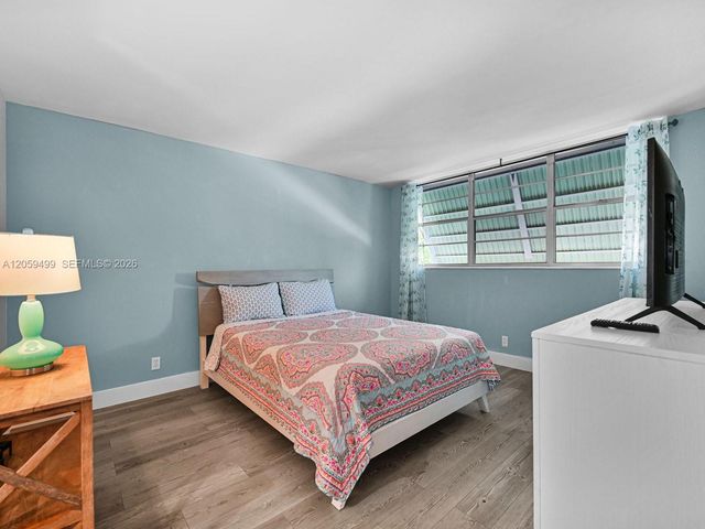 400 SE 10th Street 303, Deerfield Beach, FL 33441