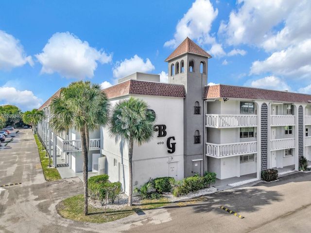 400 SE 10th Street 303, Deerfield Beach, FL 33441