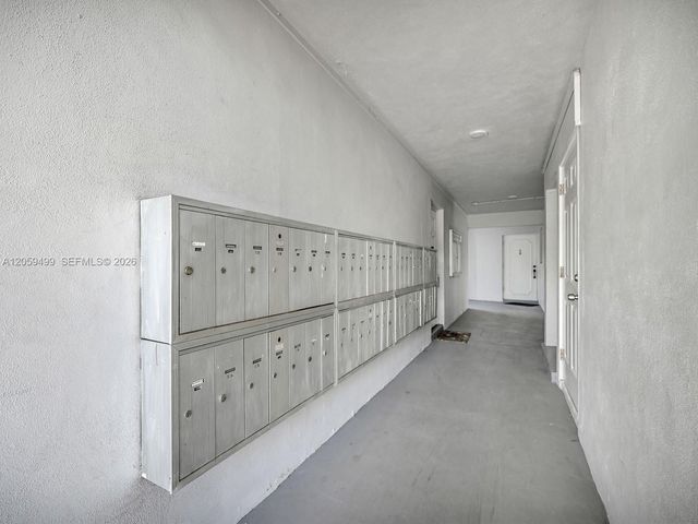 400 SE 10th Street 303, Deerfield Beach, FL 33441