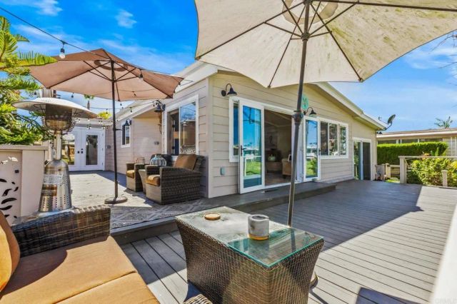 7302 Santa Barbara 323, Carlsbad, CA 92011