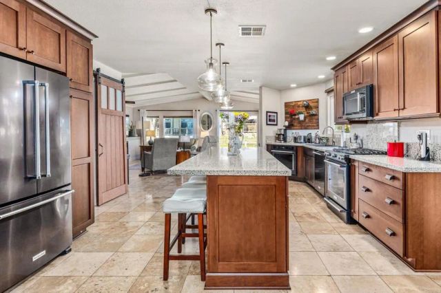 7302 Santa Barbara 323, Carlsbad, CA 92011