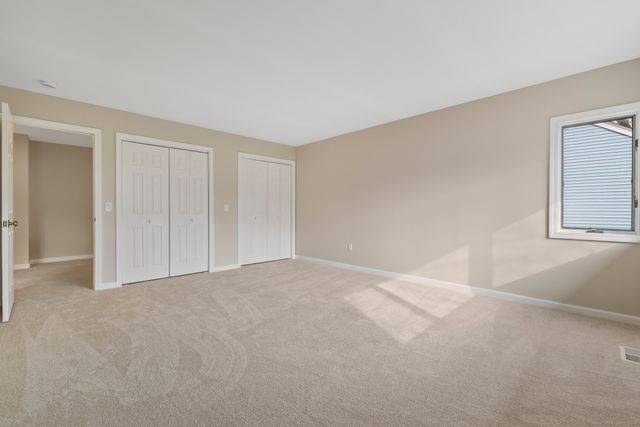 180 Dusky Lane 180, Suffield, CT 06078