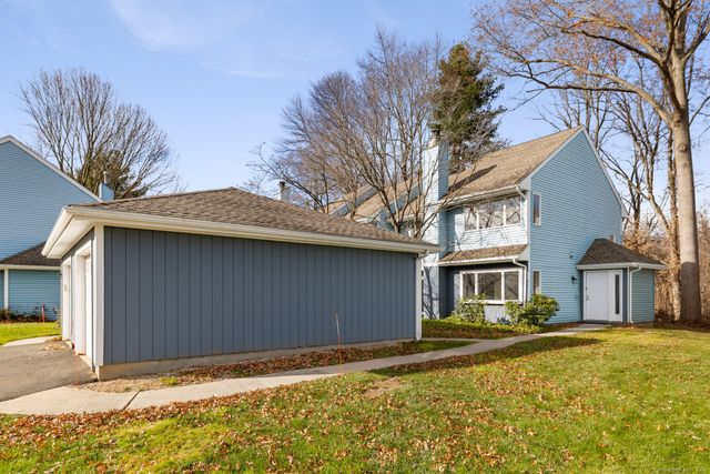 180 Dusky Lane 180, Suffield, CT 06078