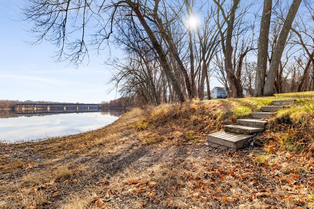 180 Dusky Lane 180, Suffield, CT 06078