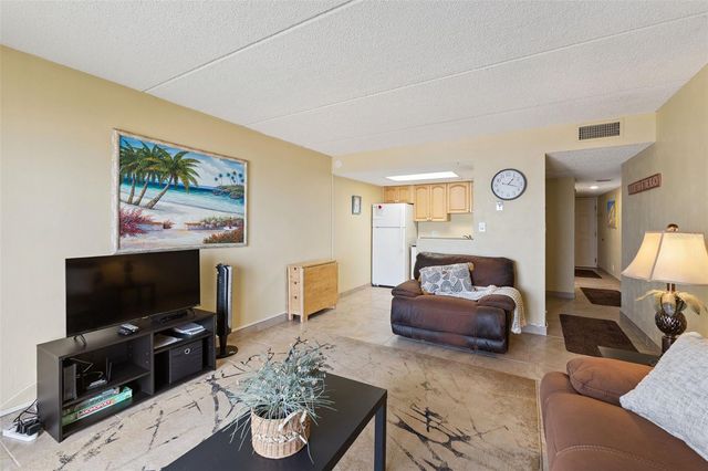 2700 OCEAN SHORE BOULEVARD 405, Ormond Beach, FL 32176