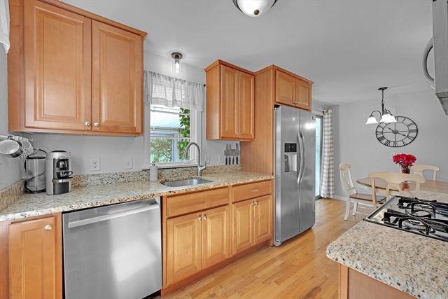 25 Pullard Rd, Grafton, MA 01519