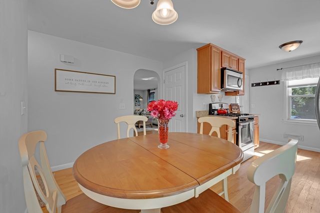 25 Pullard Rd, Grafton, MA 01519