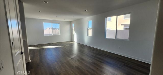 6356 Bassets Street, Hesperia, CA 92345