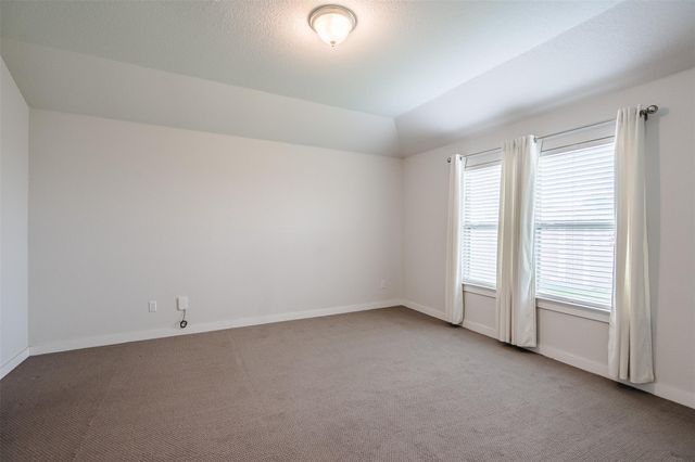 304 Hibiscus DR, Hutto, TX 78634