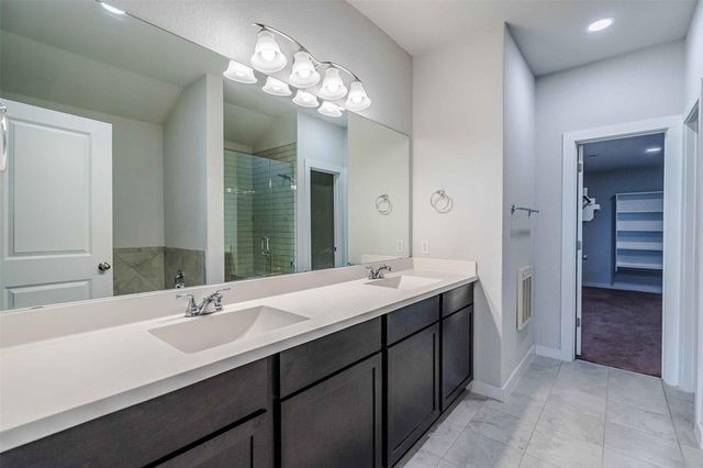 304 Hibiscus DR, Hutto, TX 78634