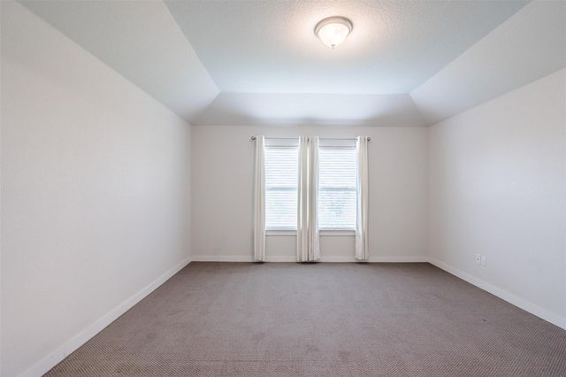 304 Hibiscus DR, Hutto, TX 78634