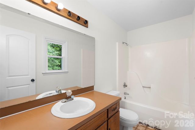 2201 Bow Brook Trail, Matthews, NC 28104