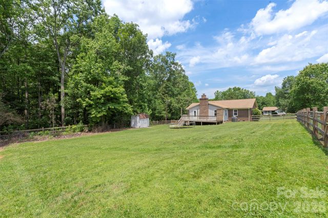 2201 Bow Brook Trail, Matthews, NC 28104