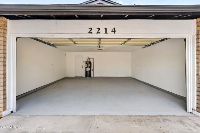 2214 S COTTONWOOD Drive, Tempe, AZ 85282