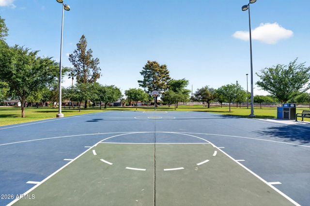 2214 S COTTONWOOD Drive, Tempe, AZ 85282