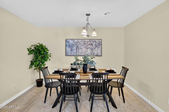 2214 S COTTONWOOD Drive, Tempe, AZ 85282
