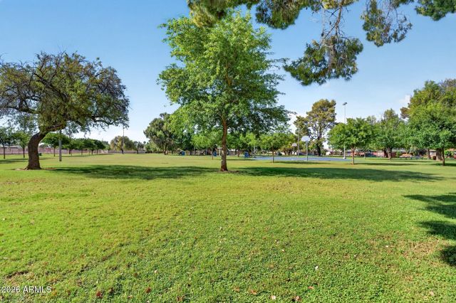 2214 S COTTONWOOD Drive, Tempe, AZ 85282