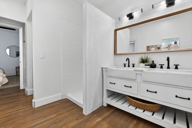 128 Green St 128, Melrose, MA 02176