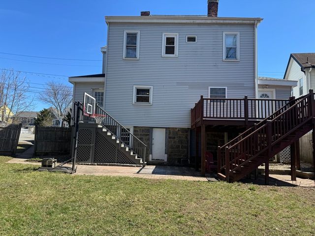 128 Green St 128, Melrose, MA 02176