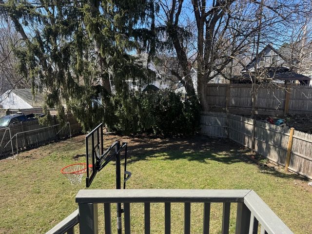 128 Green St 128, Melrose, MA 02176