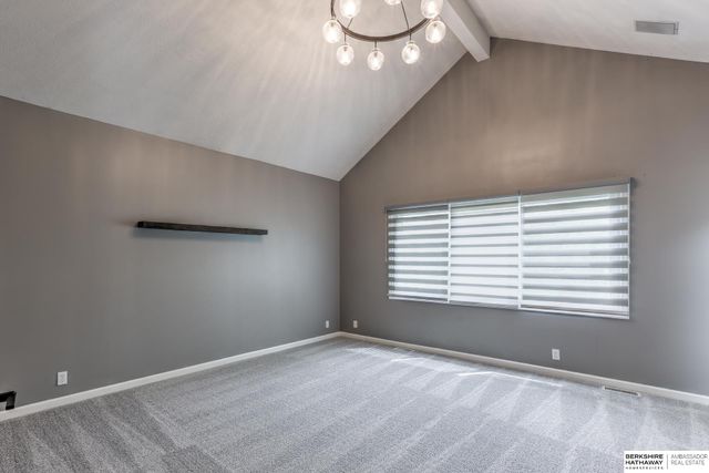 16519 Yort Avenue, Omaha, NE 68116