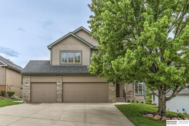 16519 Yort Avenue, Omaha, NE 68116