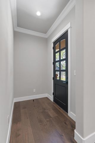 8 Cove Creek LN, Austin, TX 78738