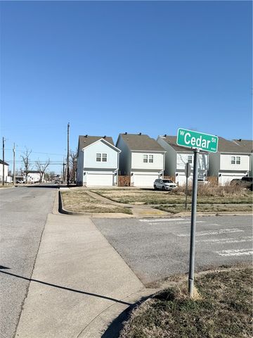 403 6th Street, Rogers, AR 72756