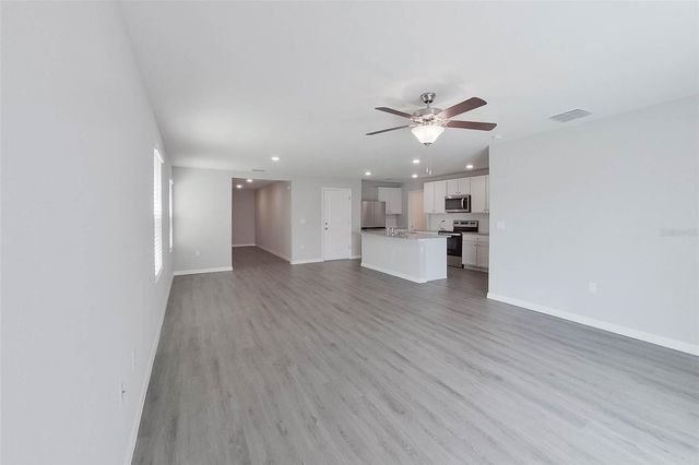 8641 SW 43RD TERRACE, Ocala, FL 34476