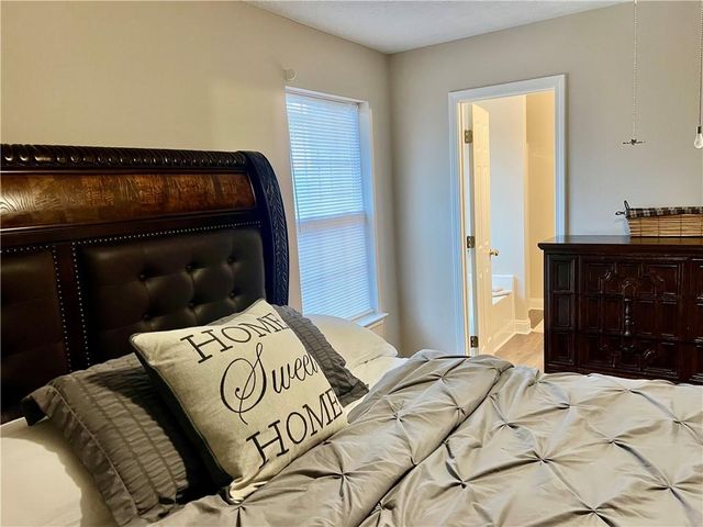 97 Kensington Court, Commerce, GA 30529