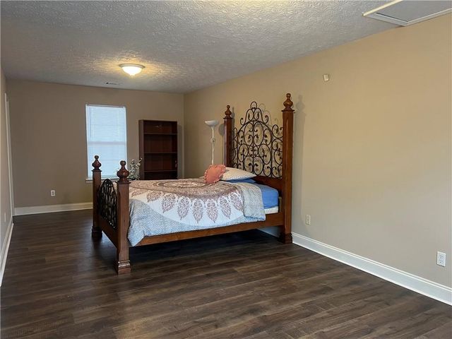 97 Kensington Court, Commerce, GA 30529