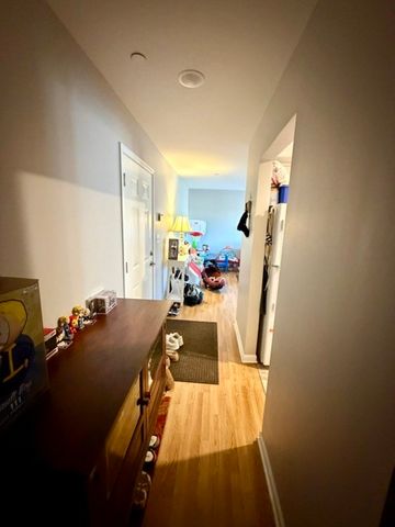 2216 Country Club Drive 25, Woodridge, IL 60517