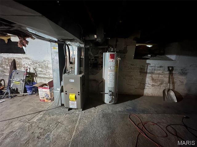 9405 Gentry Avenue, St Louis, MO 63125