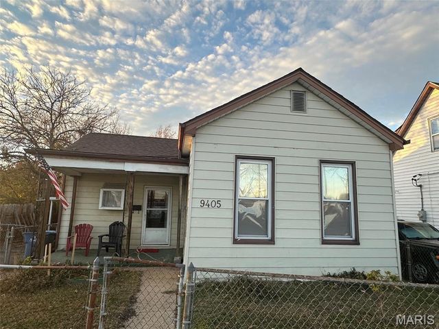 9405 Gentry Avenue, St Louis, MO 63125