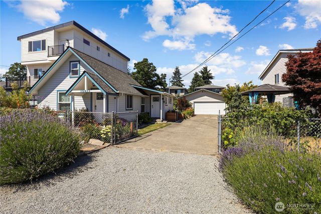 10611 2nd Place SW, Seattle, WA 98146