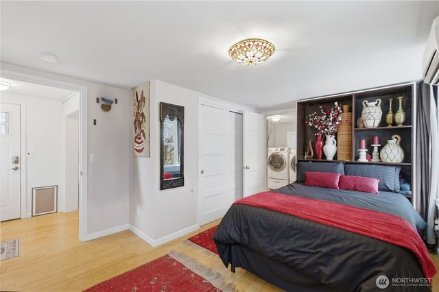 10611 2nd Place SW, Seattle, WA 98146