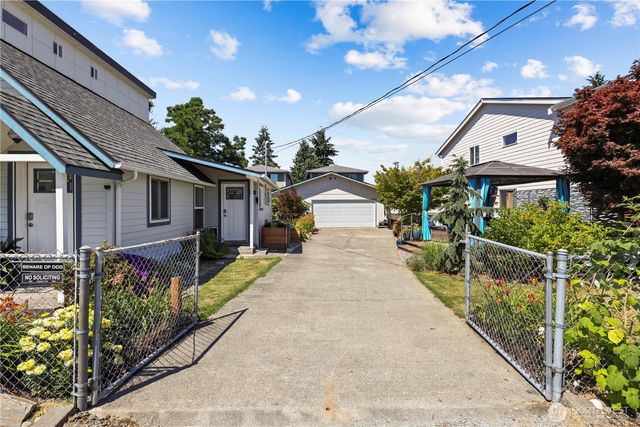 10611 2nd Place SW, Seattle, WA 98146