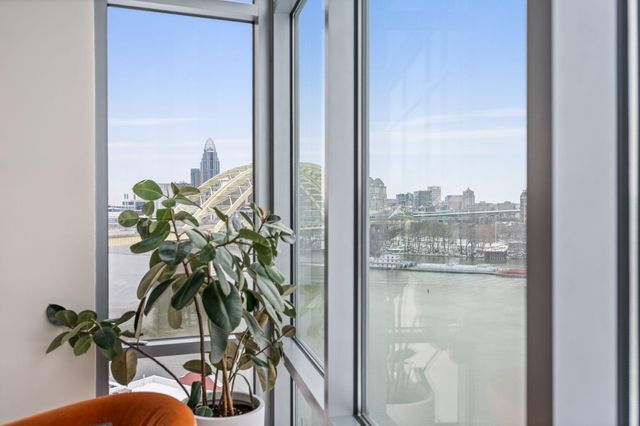 400 Riverboat Row, 705, Newport, KY 41071