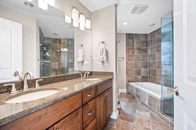 400 Riverboat Row, 705, Newport, KY 41071