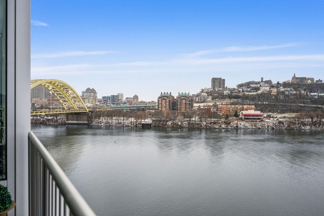 400 Riverboat Row, 705, Newport, KY 41071