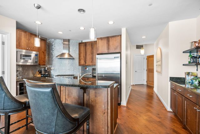 400 Riverboat Row, 705, Newport, KY 41071