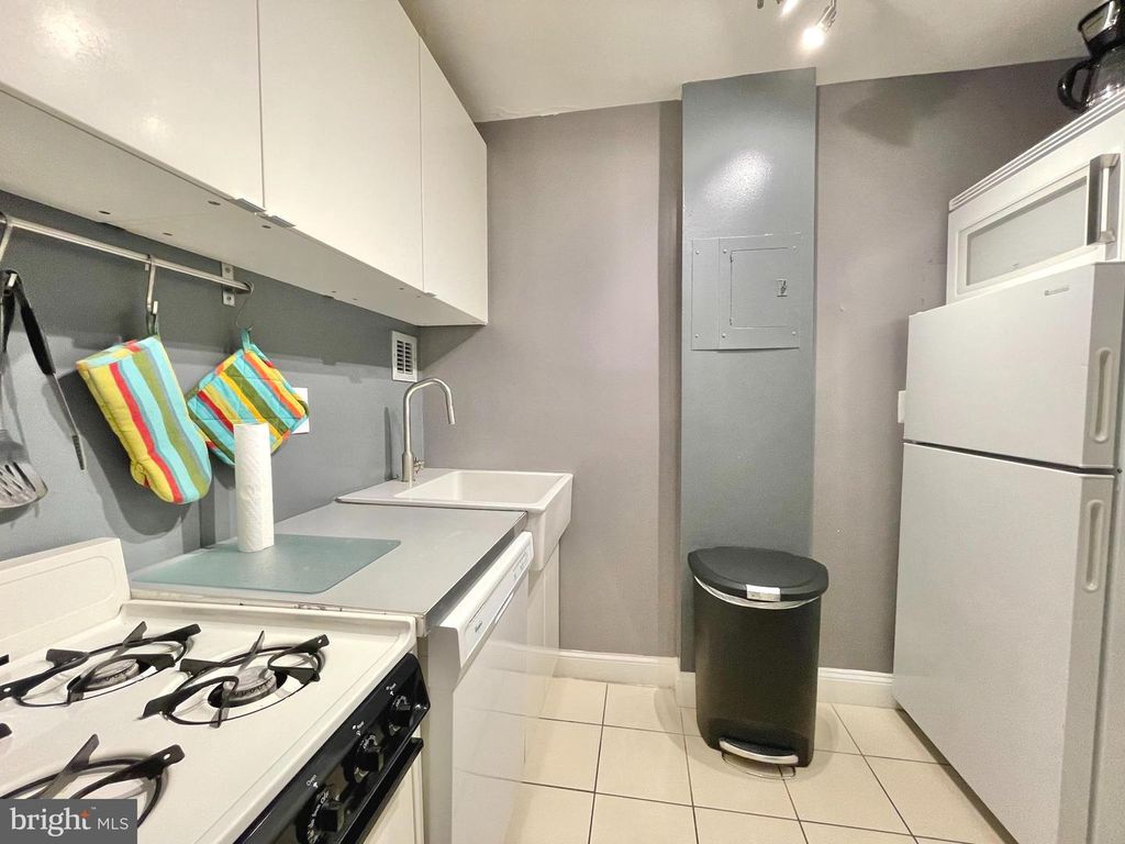 1021 ARLINGTON BLVD #417, Arlington, VA 22209