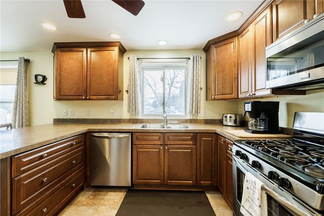 3695 Lyell Road, Gates, NY 14606