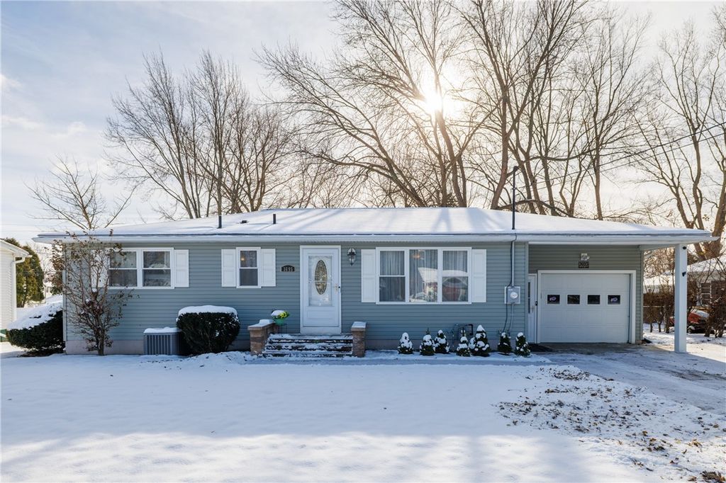 3695 Lyell Road, Gates, NY 14606